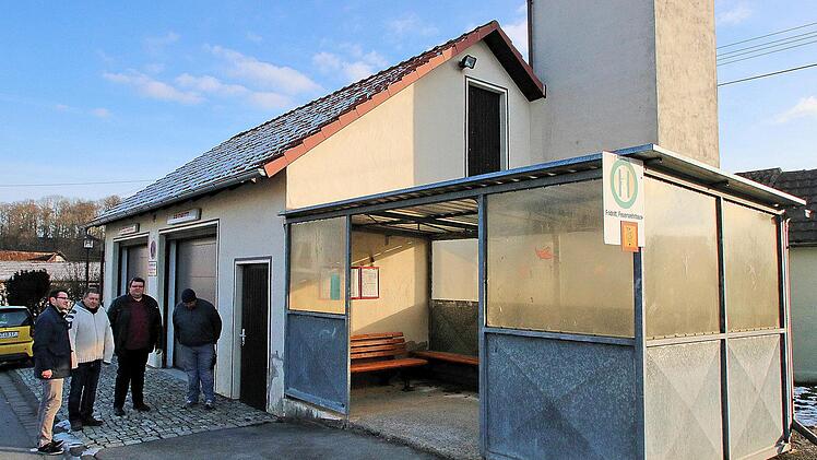 Das Feuerwehrgerätehaus des Stadtteils Fridritt ist in die Jahre gekommen und muss saniert werden. Im Haushaltsentwurf der Stadt stehen dafür 10.000  Euro. Foto: Dieter Britz