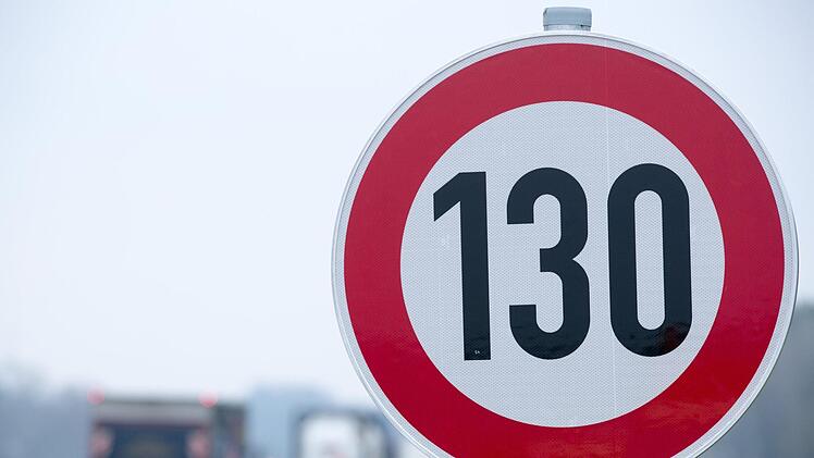Tempolimit auf Autobahnen Symbolfoto: Jens Büttner/zb/dpa