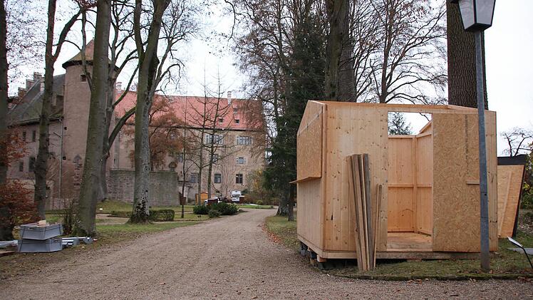 Eindrücke von der Sondersitzung des Bezirkstages in Aschach mit Besichtigung des Schlosses. Foto: Ralf Ruppert