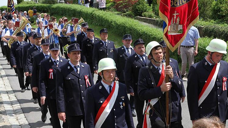 Die Mitglieder der Jubelwehr FFW Drosendorf Foto: Mathias Erlwein
