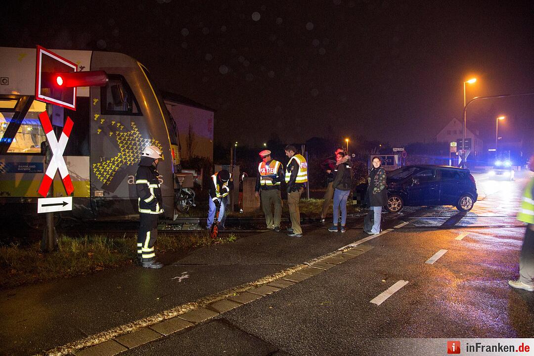 Kollision an Bahnübergang in Coburg