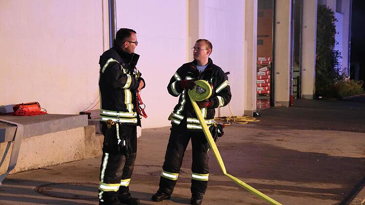 Feuerwehr-Großalarm in Steinbach Foto: Andreas Brandl