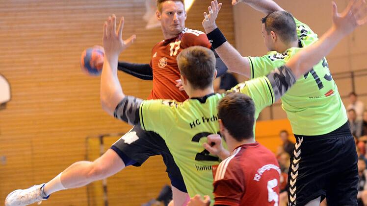 Philipp Wolf blühte an alter Wirkungsstätte auf, war hinter dem überragenden Jürgen Wonner zweitbester TSH-Schütze. Foto: herzopress