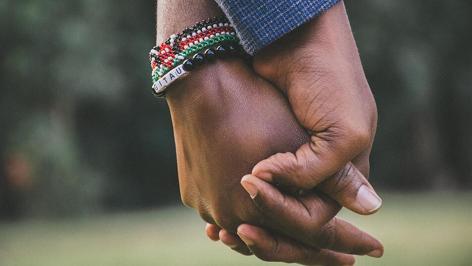Ab wann ist man zusammen? Mingle oder doch offene Beziehung? Wir klären auf über die heutigen Beziehungstypen! Bild: pexels-git-stephen-gitau-1667849