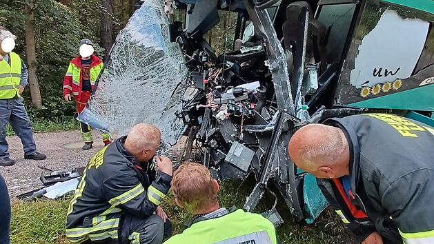 19-J&auml;hriger aus Bayern stirbt bei Unfall mit Bus