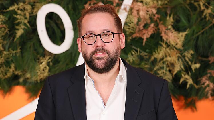 In der j&uuml;ngsten Ausgabe seines Podcasts begr&uuml;&szlig;te Paul Ronzheimer seine Journalistenkollegin Mariam Lau zum Gespr&auml;ch.