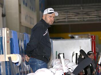 Der neue "Hawks"-Trainer Volker Hartmann freut sich, wenn die Landesligasaison beginnt - ausgerechnet mit einem Auswärtsspiel bei seinem Heimatverein in Bayreuth. Mit der Vorbereitung in den letzten Wochen ist er "sehr zufrieden", noch sei aber "Luft nach oben". Foto: rn