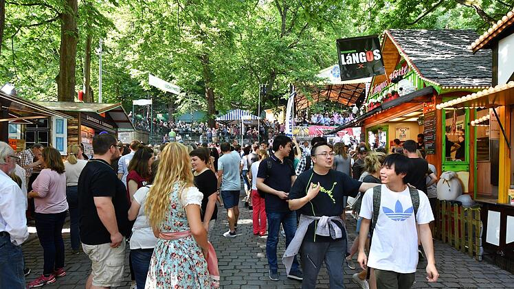 Anstich zur Bergkirchweih 2017 Foto: Ronald Rinklef