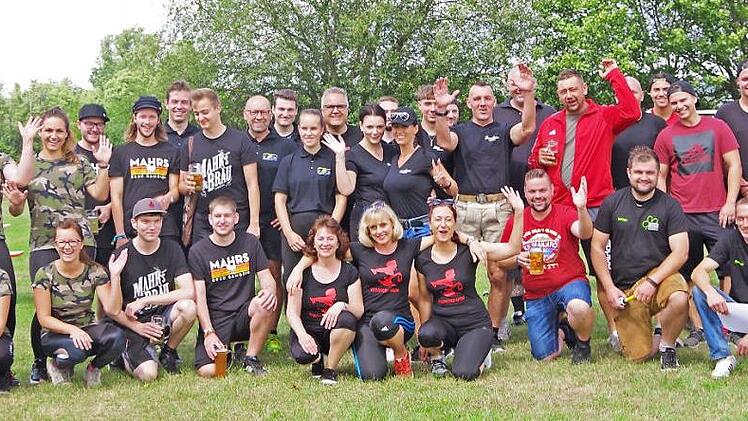 Hoffnungsvoll waren alle Mannschaften vor dem Start der Summer-Games in Trainau. Foto: Werner Knoth