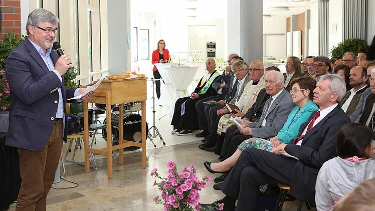 Rektor Klemenz Albert sprach die Raumnot an.Foto: Barbara Herbst