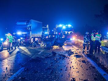 Vier Schwerverletzte bei Geisterfahrer-Unfall auf A70 im Kreis Bamberg