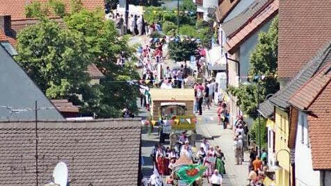 Die Bischberger verstehen es zu feiern! Im Jahr 2013 feierte die Gemeinde ein großes Fest. Bischberg wurde 1000 Jahre alt.  Fotos: Gemeinde Bischberg