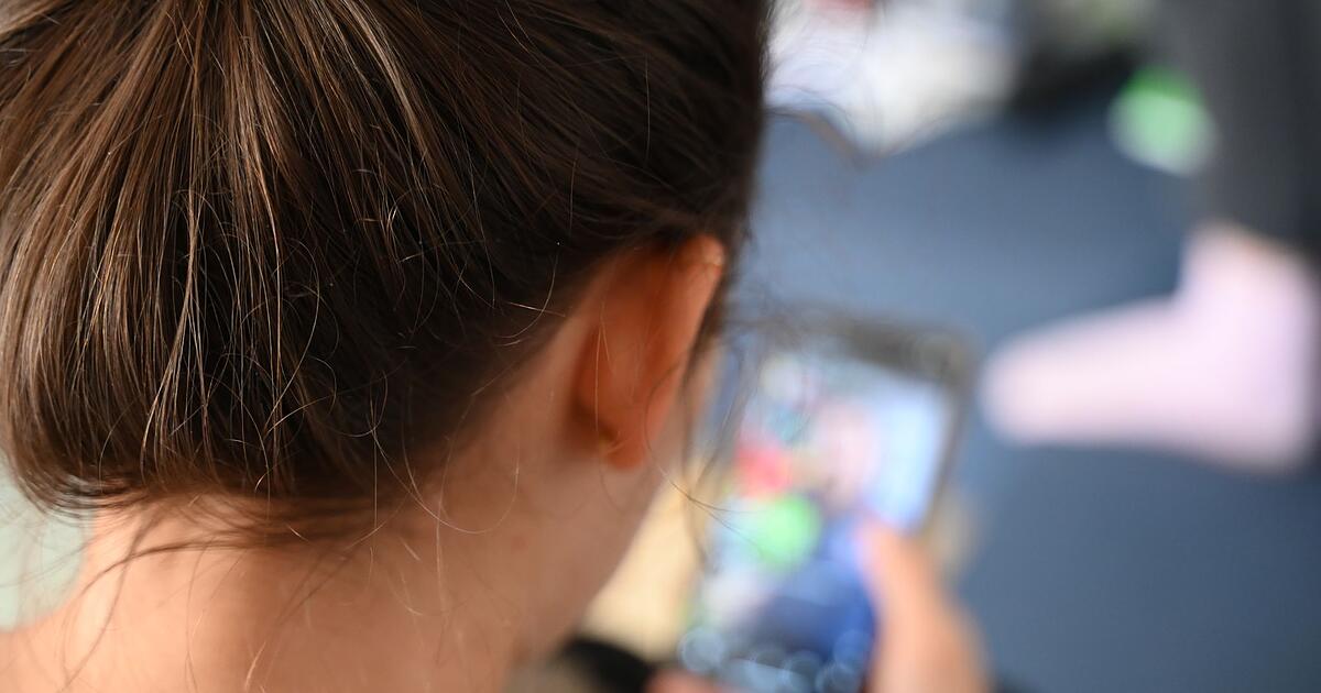 Social-Media-ab-16-Auch-EU-Parlament-fordert-Mindestalter