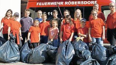 Die eifrigen Sammler mit ihrer "Beute" Foto: A. Spörlein