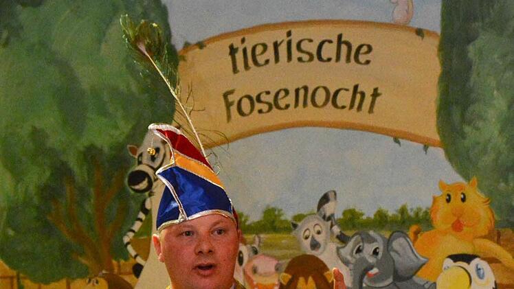 Faschingsprinz Manuel Vorndran berichtete Haarsträubendes. Foto: Björn Hein