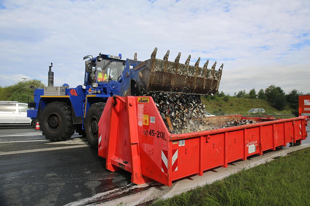 Bierflaschenchaos auf der A9