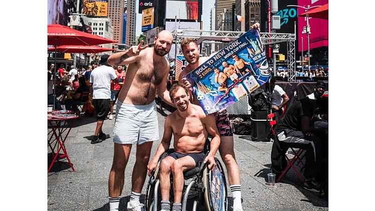 Verr&uuml;ckte Challenge: In Boxershorts nach Manhattan