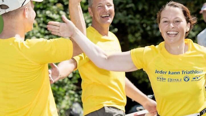 Mission erfüllt: BR-Redakteurin Dagmar Besand,verbindet mit "Jeder kann Triathlon" sehr motiverende Erlebnisse. Nach dem großen Erfolg im vergangenen Jahr gibt es heuer eine Neuauflage von "Jeder kann Triathlon".  Foto: Foto: Archiv/Barbara Herbst
