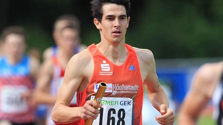 Marco Kürzdörfer sorgte mit der 3x1000-Meter-Staffel des LSC für eine Überraschung. Fotos: Theo Kiefner