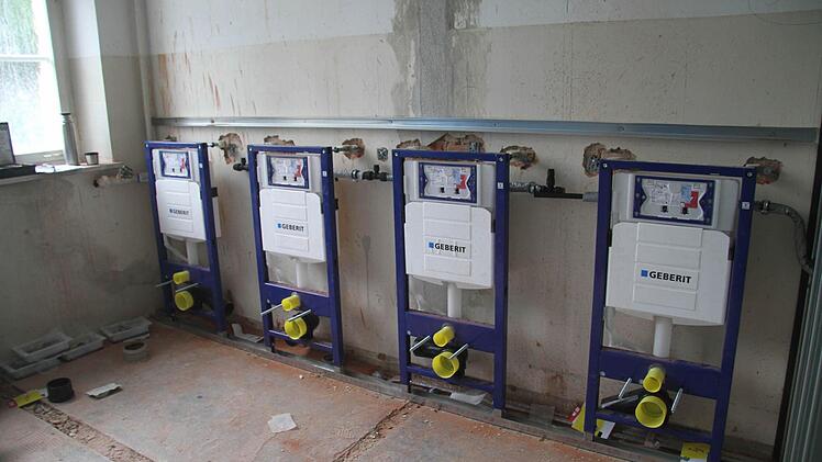 In den Kulmbacher Schulen sind die Handwerker im Einsatz. Foto: Sonja Adam