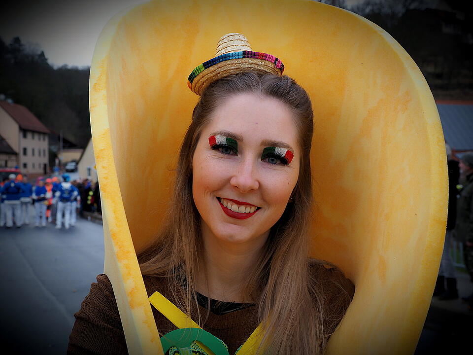 Beste Faschingslaune in Aura/Saale