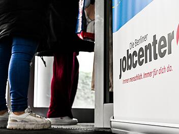Jeder Zweite nach sechs Monaten Arbeit zurück im Bürgergeld - macht es träge?