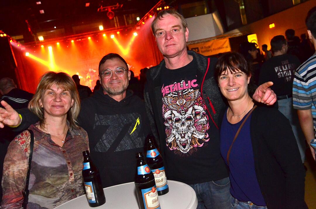 Mit ALLSTAR live auf der B&uuml;hne und Ph&auml;t J&auml;nnys H&ouml;use als Vorband!