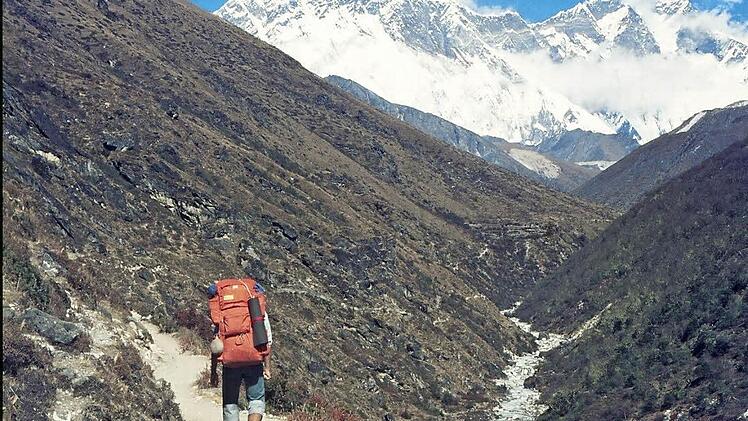 Einsamkeit, majestätische Natur: Dafür reisen Trekkingtouristen nach Nepal. Fotos: HorstFischer/privat