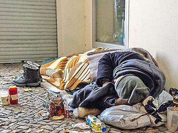 Zwischen 40 000 und 60 000 Menschen in Deutschland schlafen auf der Straße.  Foto: Paul Zirken, dpa