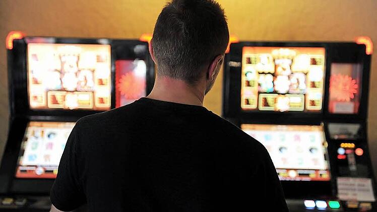 Eine Spielhalle in Maroldsweisach? Der Gemeinderat ist dagegen. Foto: dpa