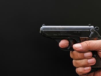 Fürth: Junger Mann schießt betrunken mit Schreckschusspistole