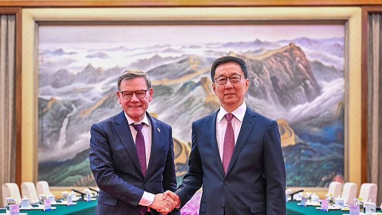 Au&szlig;enminister Wadephul besucht China