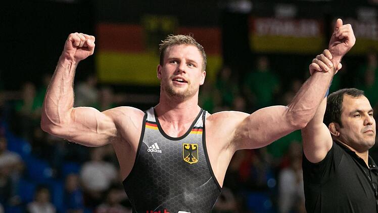 82 Kilo reine Muskelmasse: Hannes Wagner gewann bei der Europameisterschaft in Rom völlig verdient den Kampf um die Bronzemedaille. Foto: imago(Kadir Caliskan