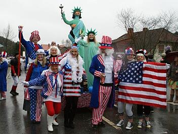 Auch am Faschingsdienstag, 13. Februar, findet wieder in "Althütten" ein Faschingsumzug statt. Fotos: Privat