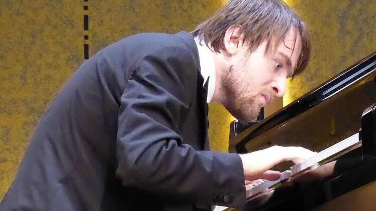 Als säße ihm der Teufel auf den Schultern; Daniil Trifonov spielt Rachmaninoffs Sonate Nr. 1. Foto: Ahnert