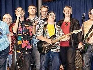 Honey Sweet & The 7 Ups sind seit 30 Jahren unterwegs. Foto: privat