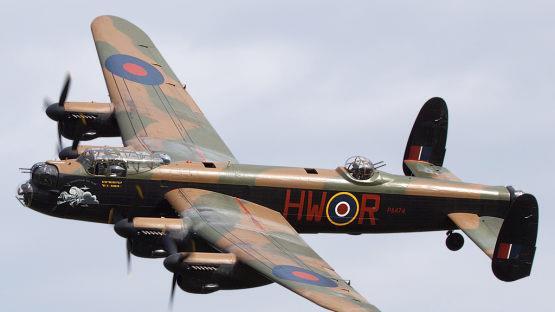 In einem solchen  Lancaster-Bomber war Jack Dunn Funker.  Simon Thomas