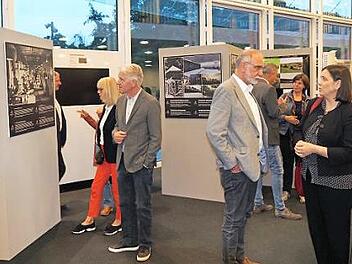Blick in die Ausstellung Foto: Andrea Spörlein