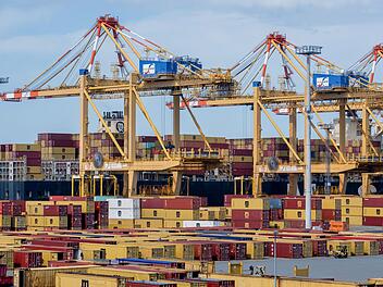 Containerterminal in Bremerhaven