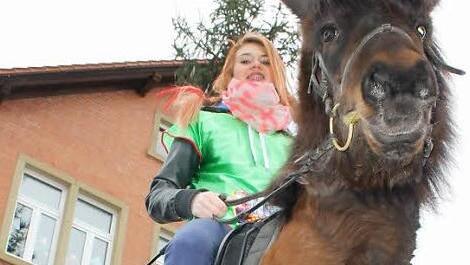 Pippilotta Viktualia Rollgardina Pfefferminz Efraimstochter Langstrumpf: Auch in Oehrberg mit ihrem "kleinen Onkel"  Fotos: Borst