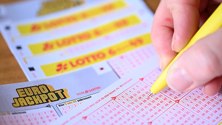 Oberbayer knackt Lottojackpot und gewinnt 2,7 Millionen Euro