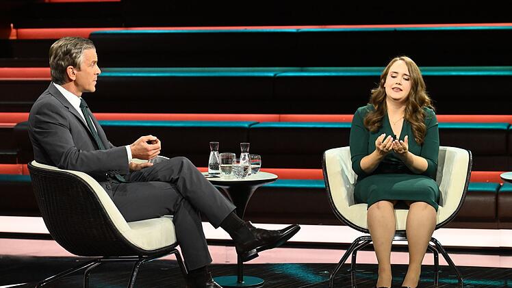 Bei "Markus Lanz" beteuerte Ex-Grünen-Chefin Ricarda Lang, dass es nie einen Zwang zum Gendern gegeben habe.