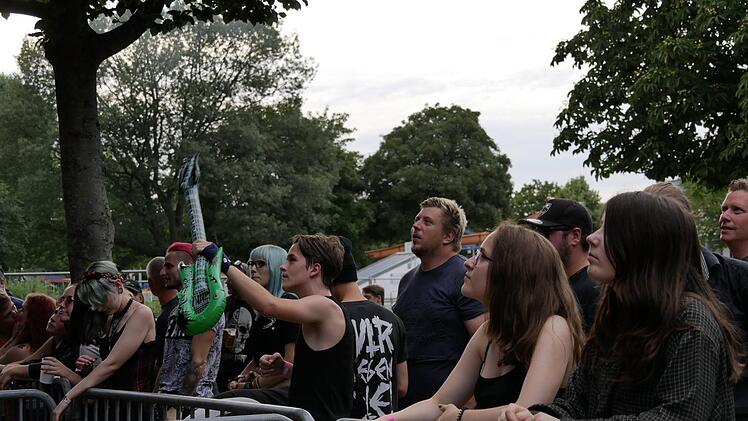 Impression von Rock im Freibad in NeustadtFoto: Manja von Nida