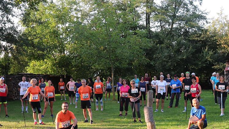 Privat organisiert war der Abschlusslauf von "Lauf10!" am Freitag in Neuhaus.  Fotos: Johanna Blum