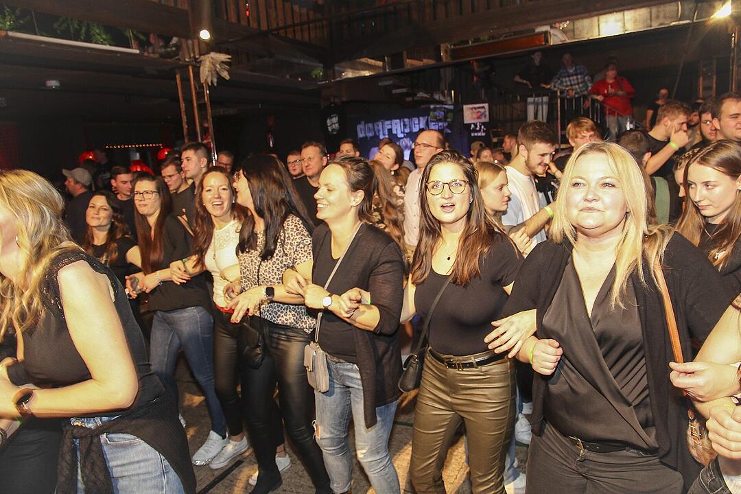 Partystimmung mit den Dorfrockern