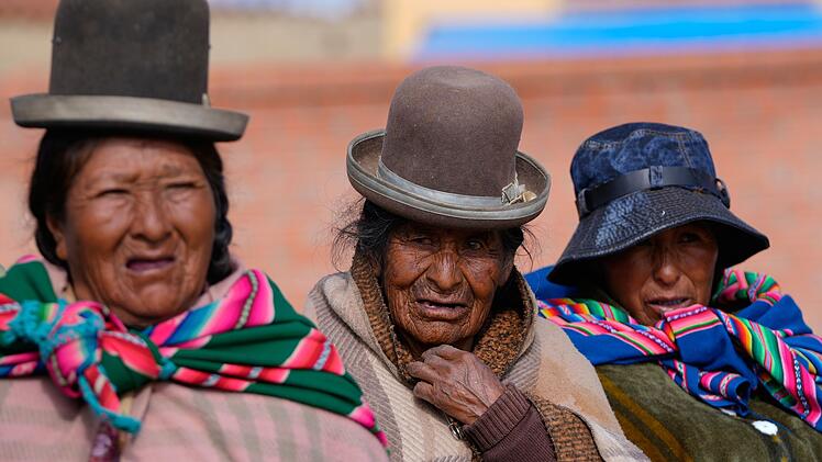 Ende der linken Ära in Bolivien: Paz gewinnt Präsidentenwahl