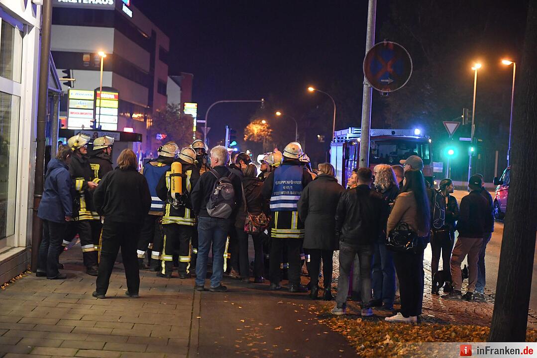 Brand in Tiefgarage in Bamberg - Hotel evakuiert