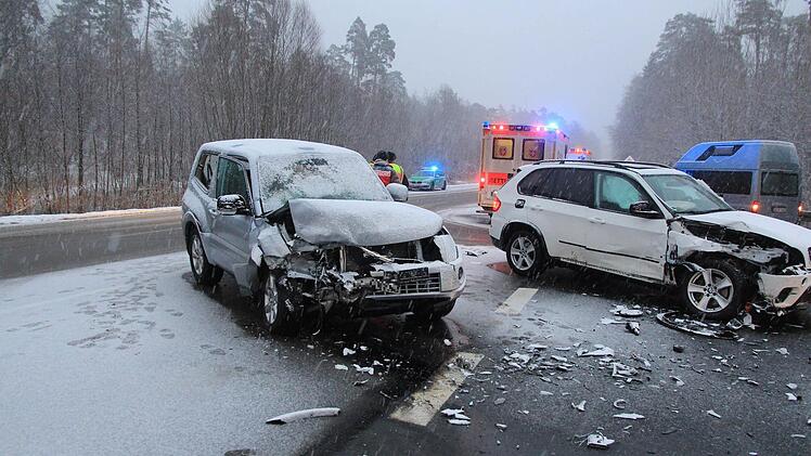 Unfall zwischen Bamberg und Pödeldorf. Foto: News5/Merzbach