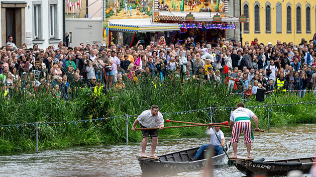 Fischerstechen bei der Sandkerwa in Bamberg