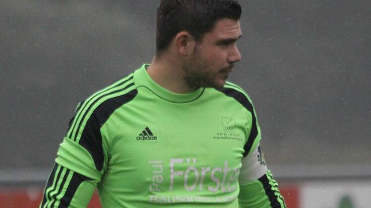 Sie sollen es als Trainergespann bei der SpVgg Effeltrich richten und im besten Fall den Klassenerhalt in der Kreisliga 2 ER/PEG schaffen: Torhüter Lukas Porster ...